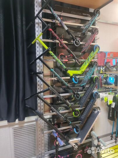 Трюковой самокат Duker 1.0 Evolution