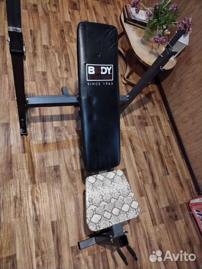 Скамья для жима со стойками бу