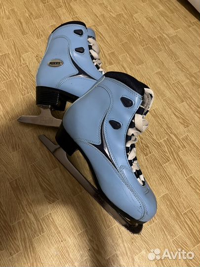 Коньки фигурные