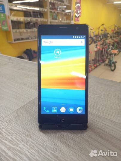 Смартфон Dexp Ixion ES950