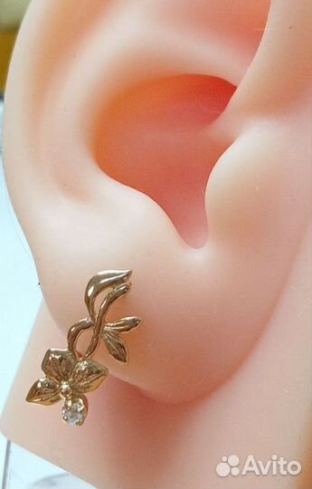 Золотые серьги с фианитом