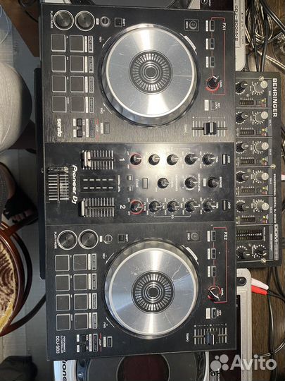 Dj контролер Pioneer ddj sb3