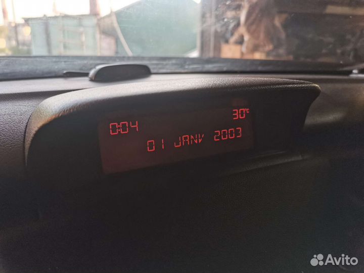 Дисплей бортового компьютера Peugeot 307 rest