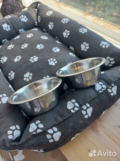 Миски для животных 2шт. с подставкой