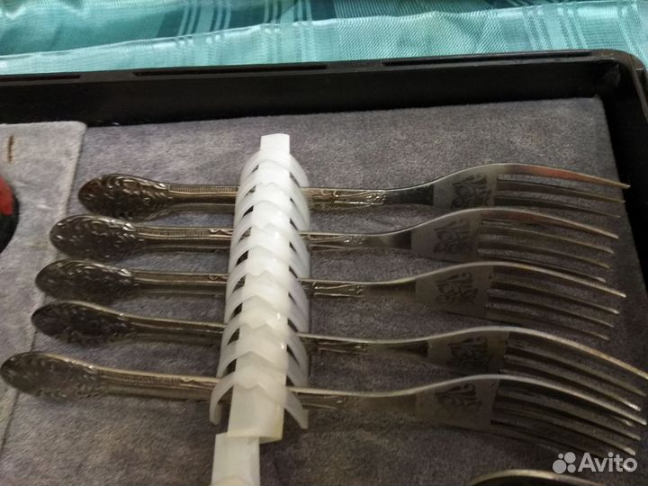 Набор столовых приборов Ложки Вилки Ножи Рюмки