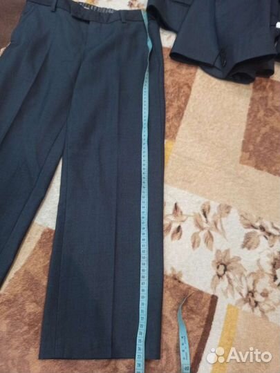 Школьный костюм 146 р-р