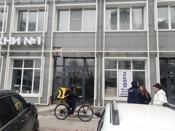 Торговая площадь, 70 м²
