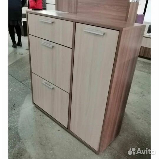 Обувница Дели 4