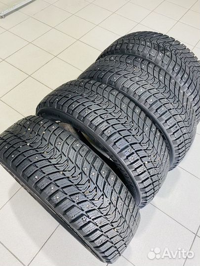 Michelin X-Ice North 3 205/60 R16 96T