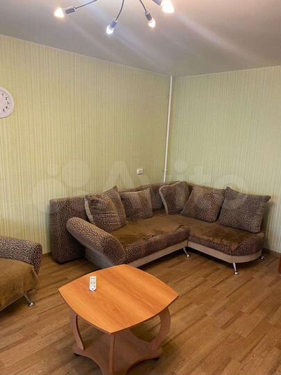 3-к. квартира, 105 м², 4/10 эт.