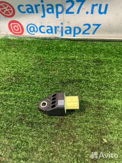 Датчик AIR BAG(8) Toyota Corolla Fielder NRE161