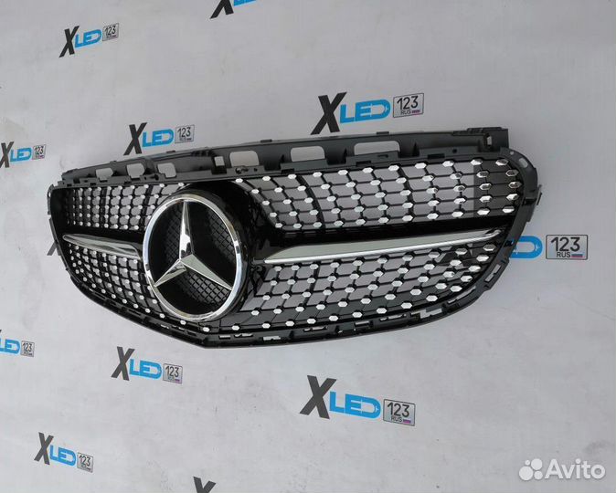 Решетка радиатора Mercedes W212 AMG Diamond