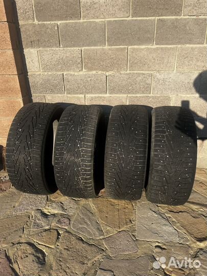 Nokian Tyres Hakkapeliitta 7 SUV 275/50 R20 113T