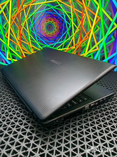 Ноутбук asus для работы на SSD (1208 Н)