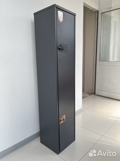 Оружейный сейф Чирок 1328 EL (Сокол EL)