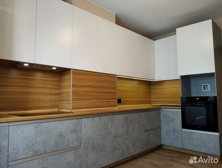 Кухонный гарнитур в стиле модерн