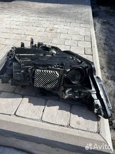 Правая фара Audi A6 2020 года