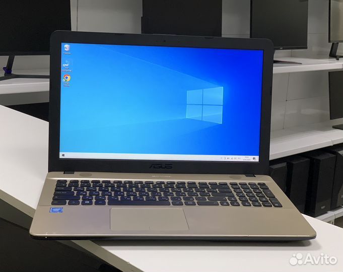 Ноутбук asus