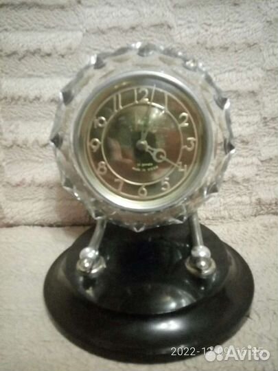 Часы хрустальные Маяк