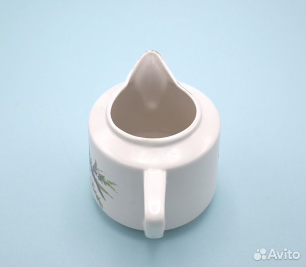 Молочник Павлин. 1935 - 1937 г. Красный фарфорист