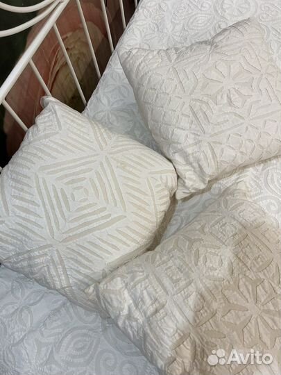 Покрывало и наволочки ручной работы хлопок