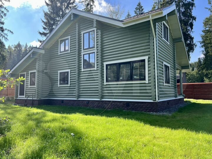 Дом 181 м² на участке 12 сот.