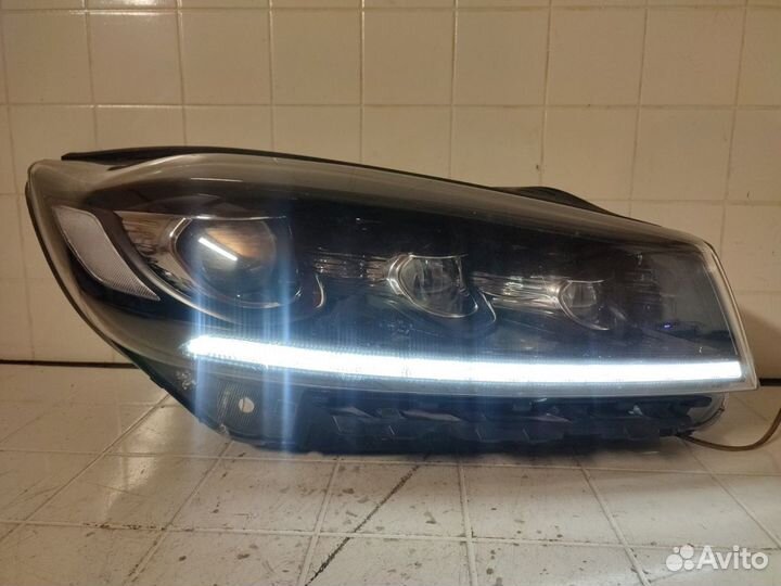 Фара LED передняя правая Kia Sorento 3 Prime