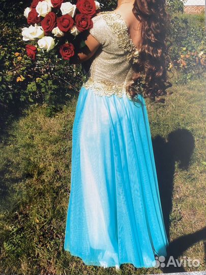 Вечернее платье