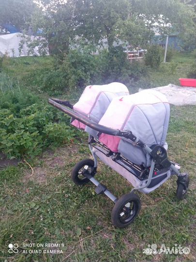 Коляска для двойни