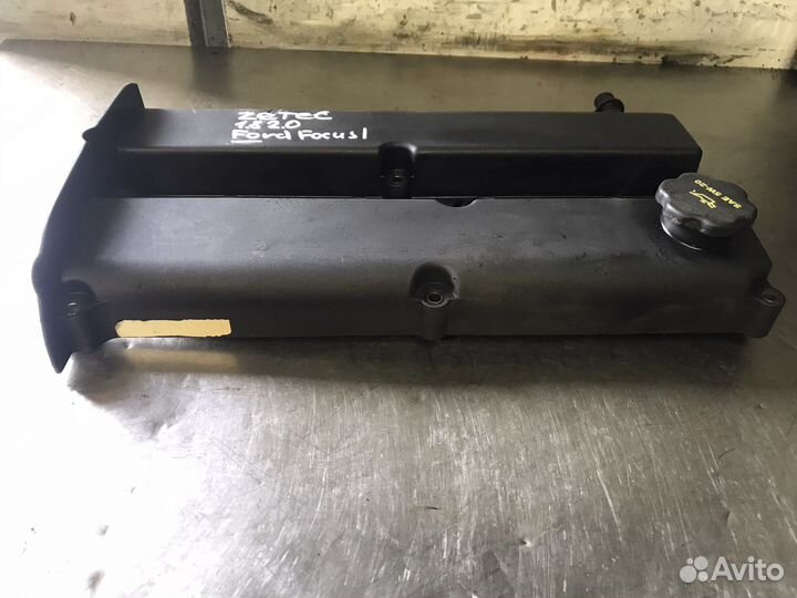 Клапанная крышка Ford 1.8-2.0 Focus 1 Maverick 2
