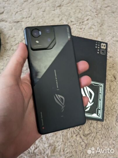 Asus ROG Phone 8, 16/256 ГБ