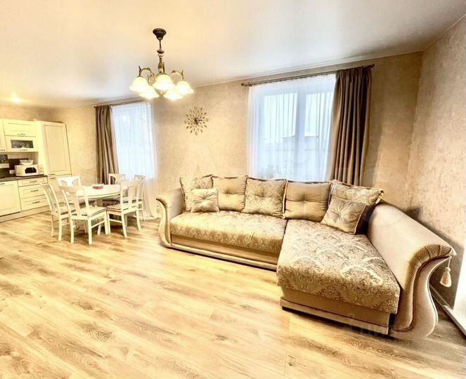 Дом 137 м² на участке 8 сот.