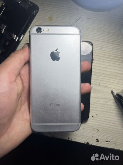 Телефон iPhone 6 128