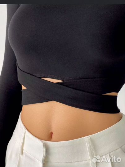 Укороченный лонгслив