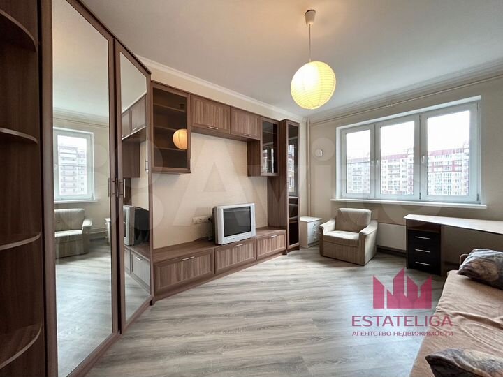 2-к. квартира, 58 м², 13/17 эт.