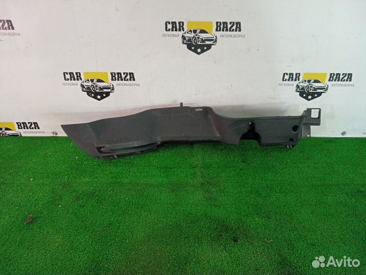 Обшивка багажника задняя правая R Renault Megane