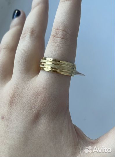 Титановое кольцо