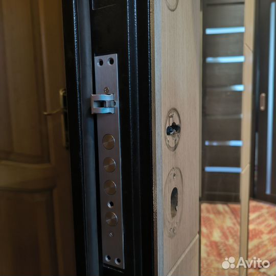 Вскрытие, ремонт и установка замков