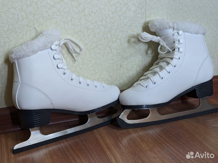 Коньки фигурные