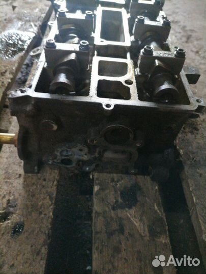 Головка блока цилиндров Ford Focus 2 qqdb