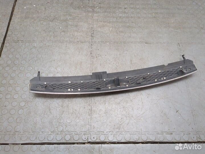 Решетка радиатора Ford Fiesta, 2005