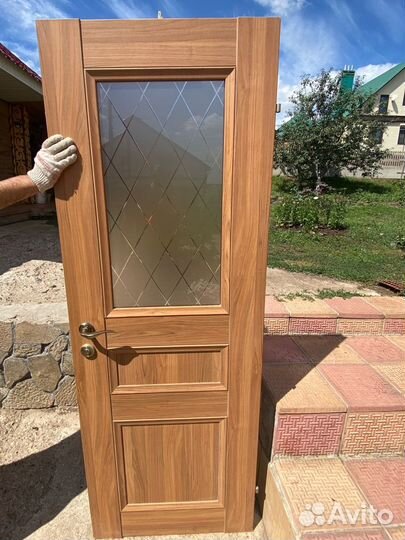 Дверь шпонированная дубом межкомпнатная