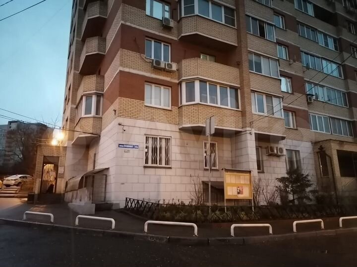 Аукцион: 3-к. квартира, 113,3 м², 8/14 эт.