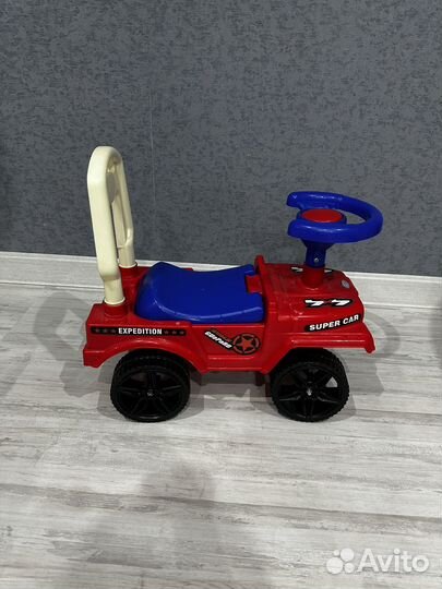 Машинка-каталка