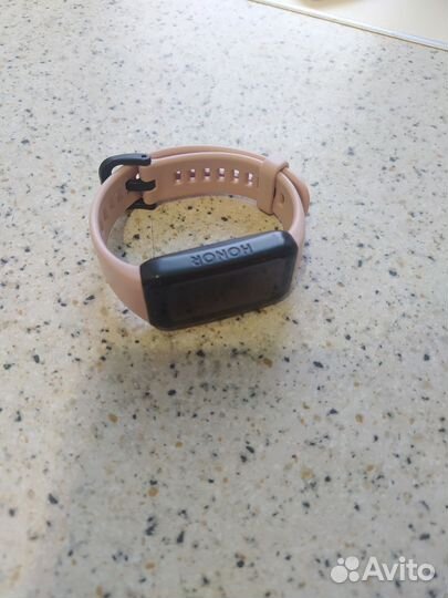 Смарт часы honor band 6