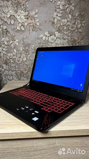 Asus TUF Gaming i7 2.2/1050 ti/16гб/ssd128/hdd1t
