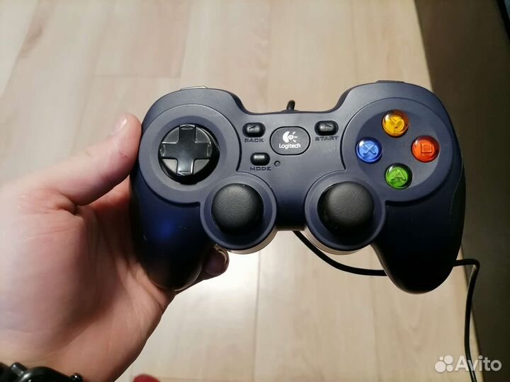 Гейпад Logitech f310