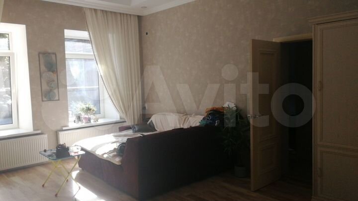 2-к. квартира, 82,7 м², 1/1 эт.