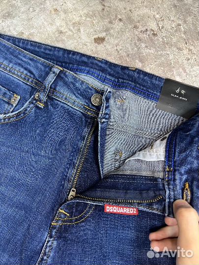 Джинсы Dsquared2