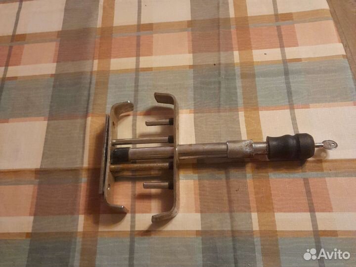 Противо угонка на педали авто